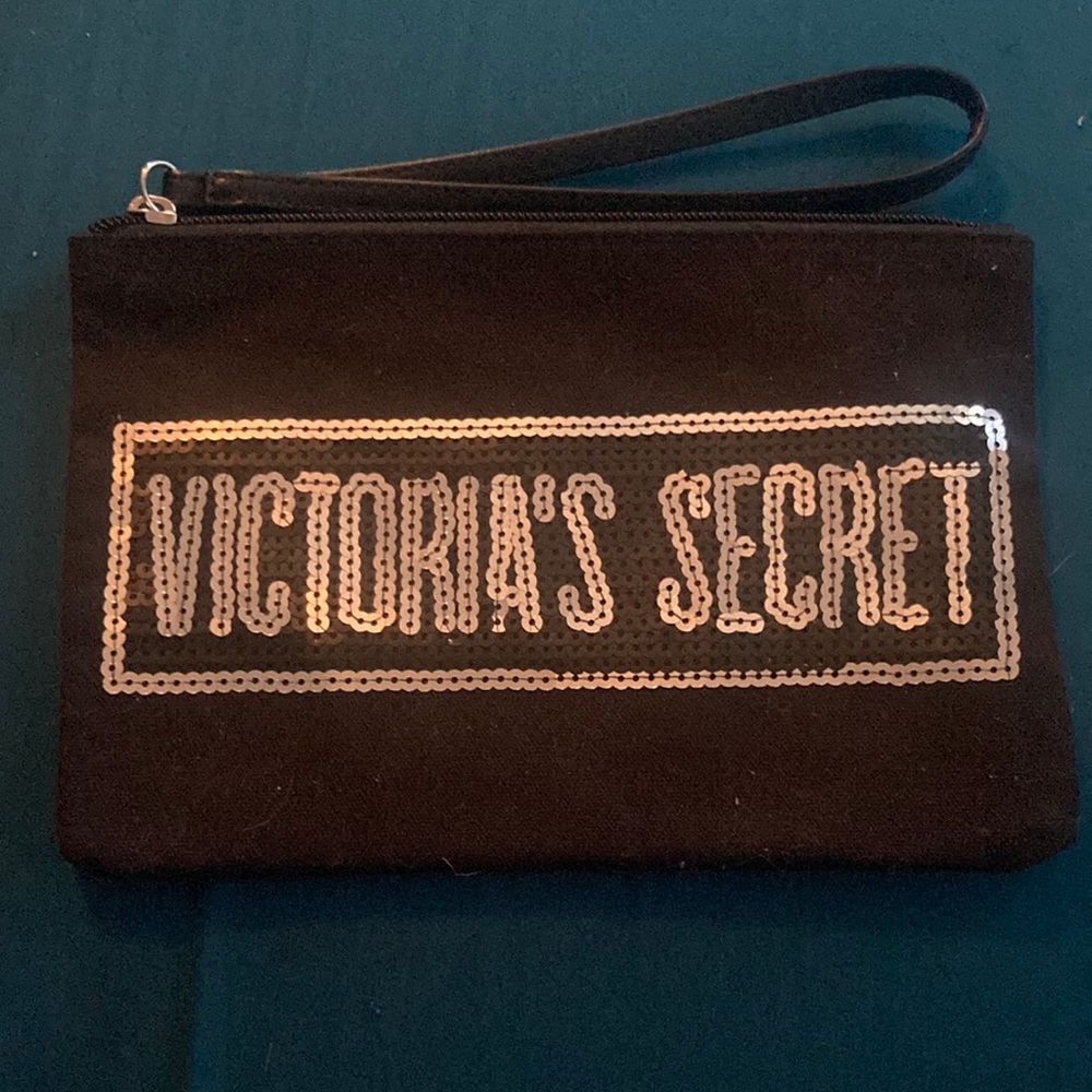 Victoria’s Secert  Large Wristlet
